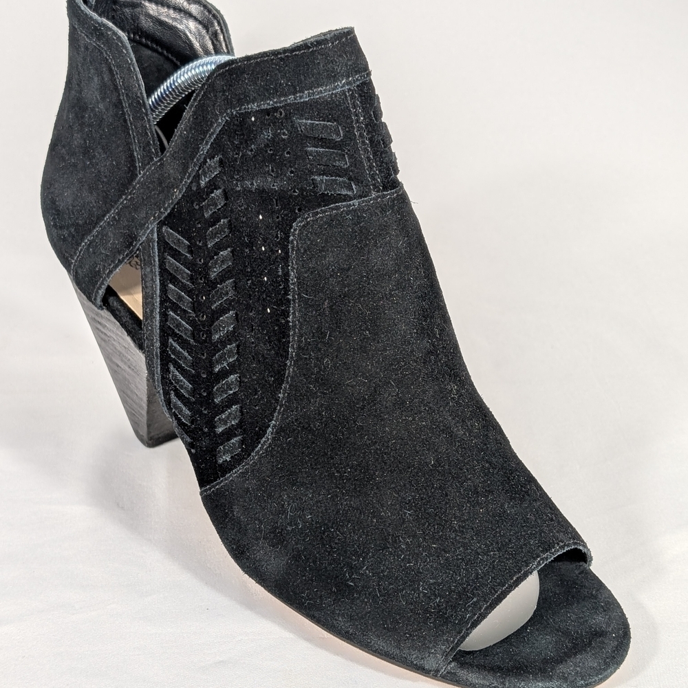 Vince Camuto Ebelin Black Suede leather Cone-Heel Booties Peep-Toe Size 9.5W